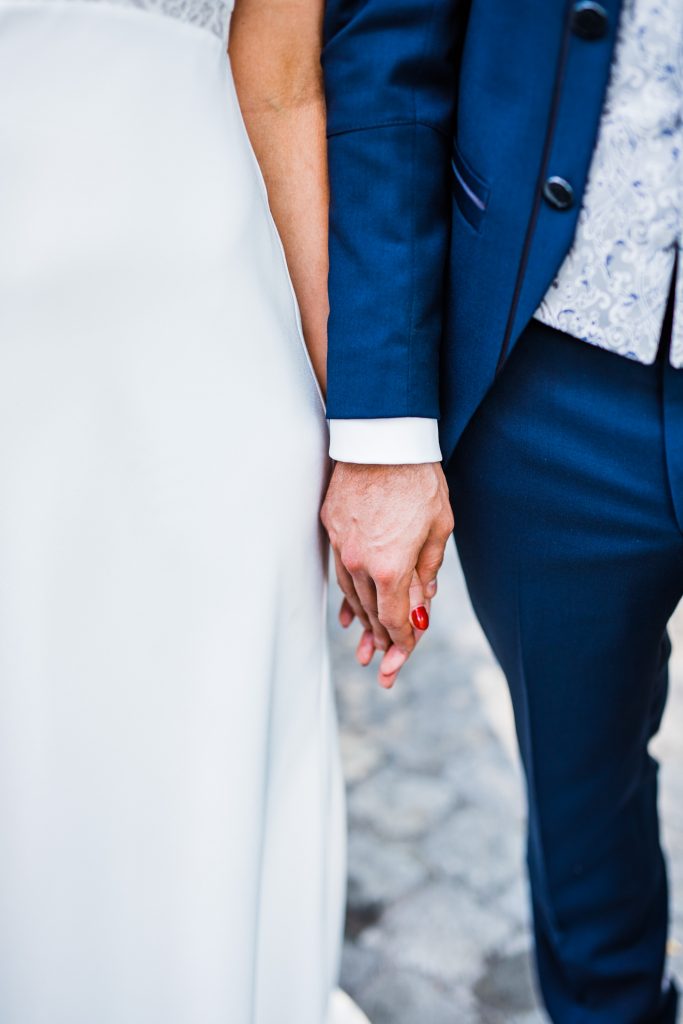 Photo de couple mariage mains